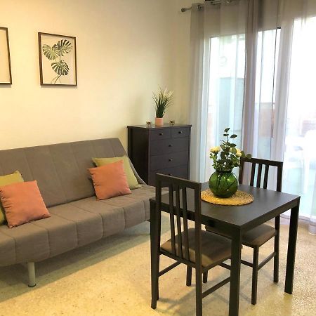 Apartamento Con Piscina En Ciudad Jardin Malaga Luaran gambar